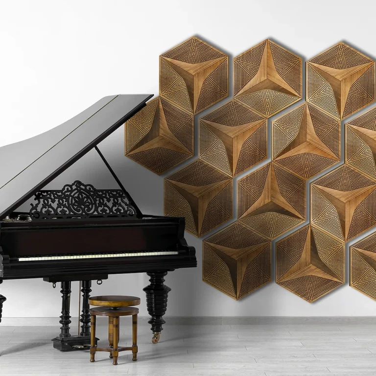 Innenraum mit schallabsorbierenden Wandpaneelen