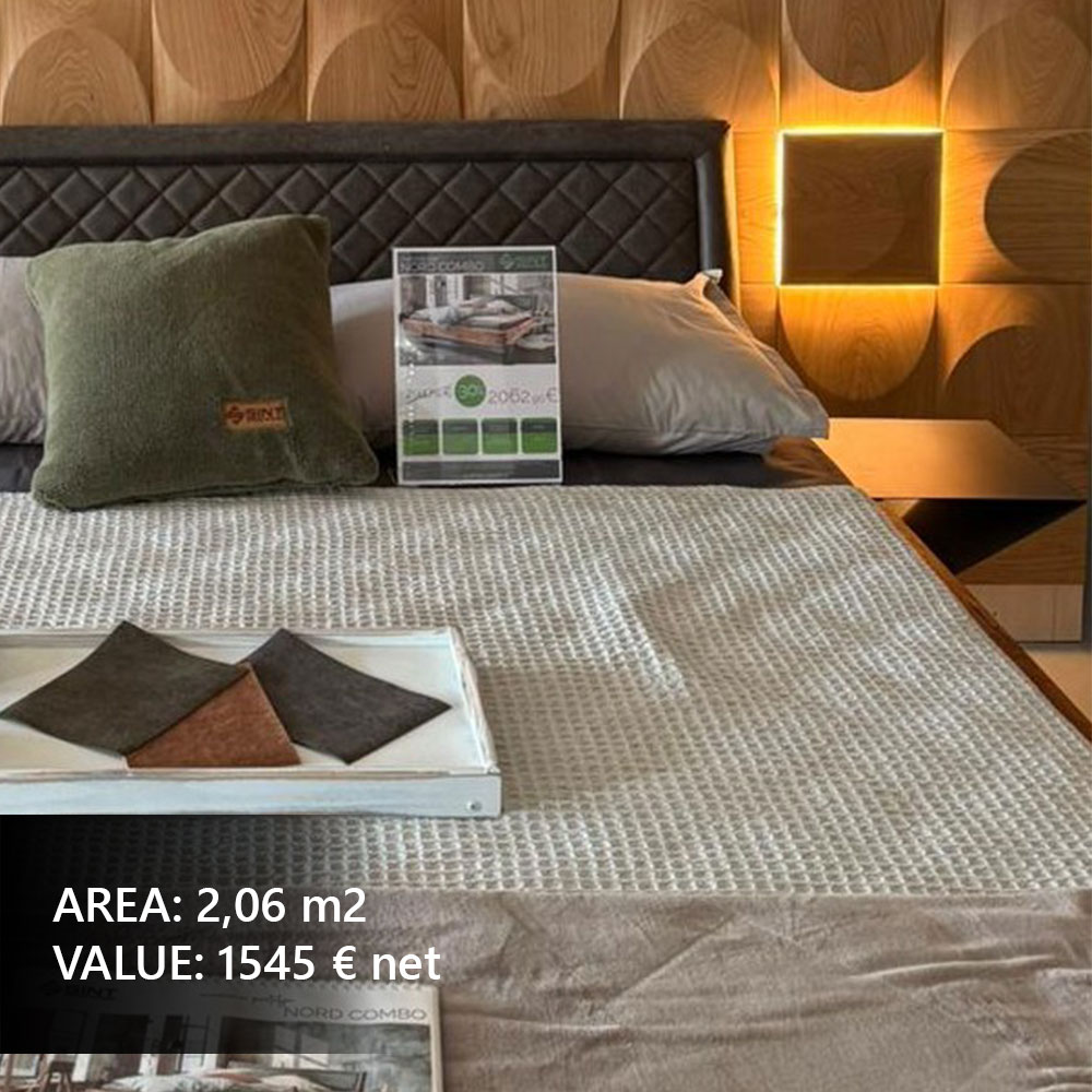 Dekorative Wandpaneele im stilvollen Schlafzimmer